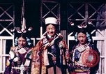 Image des moines Lhassa (Tibet), 1943, de la seconde 32 séquences d'archives historiques vidéo 65675039993