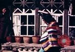 Image des moines Lhassa (Tibet), 1943, de la seconde 33 séquences d'archives historiques vidéo 65675039993