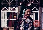 Image des moines Lhassa (Tibet), 1943, de la seconde 48 séquences d'archives historiques vidéo 65675039993
