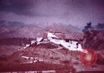 Image jeune Dalaï Lama Lhassa (Tibet), 1943, de la seconde 1 séquences d'archives historiques vidéo 65675039994