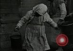 Image American relief à l'aide d'administration civils russes Samara Russie, 1917, de la seconde 40 séquences d'archives historiques vidéo 65675039997