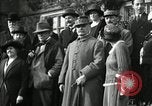 Immagine di Conferenza sulle riparazioni tedesche a Chequers Ellesborough Buckinghamshire Inghilterra Regno Unito, 1921, secondo 13 filmato di repertorio 65675039998