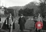 Immagine di Conferenza sulle riparazioni tedesche a Chequers Ellesborough Buckinghamshire Inghilterra Regno Unito, 1921, secondo 34 filmato di repertorio 65675039998