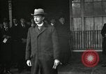 Immagine di Conferenza sulle riparazioni tedesche a Chequers Ellesborough Buckinghamshire Inghilterra Regno Unito, 1921, secondo 56 filmato di repertorio 65675039998