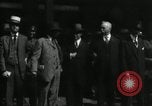 Immagine di Elihu Root alla conferenza sul disarmo di Washington Washington DC USA, 1921, secondo 31 filmato di repertorio 65675040002