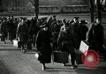 Standbild Krieg der Bräute und Babies United States USA, 1919, aus Sekunde 3 historischem Filmmaterial Videoclip 65675040009