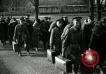 Standbild Krieg der Bräute und Babies United States USA, 1919, aus Sekunde 7 historischem Filmmaterial Videoclip 65675040009
