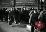 Standbild Krieg der Bräute und Babies United States USA, 1919, aus Sekunde 8 historischem Filmmaterial Videoclip 65675040009