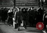 Standbild Krieg der Bräute und Babies United States USA, 1919, aus Sekunde 9 historischem Filmmaterial Videoclip 65675040009