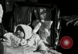 Standbild Krieg der Bräute und Babies United States USA, 1919, aus Sekunde 26 historischem Filmmaterial Videoclip 65675040009