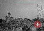 Standbild Beschuß von Kirche Western Front, 1916, aus Sekunde 9 historischem Filmmaterial Videoclip 65675040024