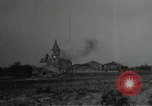 Standbild Beschuß von Kirche Western Front, 1916, aus Sekunde 22 historischem Filmmaterial Videoclip 65675040024