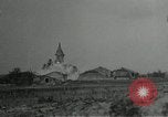 Standbild Beschuß von Kirche Western Front, 1916, aus Sekunde 37 historischem Filmmaterial Videoclip 65675040024