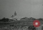 Standbild Beschuß von Kirche Western Front, 1916, aus Sekunde 39 historischem Filmmaterial Videoclip 65675040024