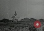 Standbild Beschuß von Kirche Western Front, 1916, aus Sekunde 51 historischem Filmmaterial Videoclip 65675040024