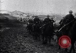 Immagine di Americani e delle forze francesi Francia, 1918, secondo 5 filmato di repertorio 65675040033
