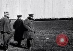 Standbild Der französische Präsident Poincare Western Front europäischen Theater, 1915, aus Sekunde 44 historischem Filmmaterial Videoclip 65675040049