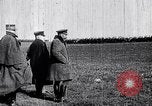 Standbild Der französische Präsident Poincare Western Front europäischen Theater, 1915, aus Sekunde 46 historischem Filmmaterial Videoclip 65675040049