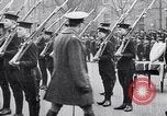 Standbild King George V des Vereinigten Königreichs Vereinigtes Königreich, 1916, aus Sekunde 13 historischem Filmmaterial Videoclip 65675040050