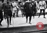 Standbild General Joseph Joffre Compiegne Frankreich, 1915, aus Sekunde 16 historischem Filmmaterial Videoclip 65675040052