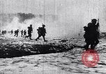 Standbild US-Truppen im Schnee Ersten Weltkrieg Frankreich, 1918, aus Sekunde 19 historischem Filmmaterial Videoclip 65675040053