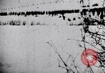 Standbild US-Truppen im Schnee Ersten Weltkrieg Frankreich, 1918, aus Sekunde 50 historischem Filmmaterial Videoclip 65675040053