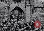 Standbild Start der Ersten Weltkrieg Europa, 1914, aus Sekunde 16 historischem Filmmaterial Videoclip 65675040062