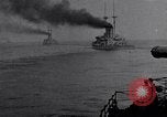 Standbild Untergang der türkischen osmanischen Cruiser Mecidiye Ersten Weltkrieg Schwarze Meer, 1915, aus Sekunde 4 historischem Filmmaterial Videoclip 65675040063