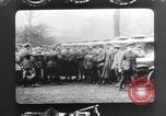 Immagine di Soldati francesi nella prima guerra mondiale Francia, 1917, secondo 32 filmato di repertorio 65675040068