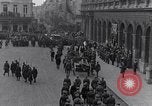Standbild Beerdigung der Krankenschwester Edith Cavell Norfolk England, 1919, aus Sekunde 26 historischem Filmmaterial Videoclip 65675040081