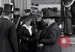 Standbild Beerdigung der Krankenschwester Edith Cavell Norfolk England, 1919, aus Sekunde 37 historischem Filmmaterial Videoclip 65675040081