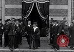 Standbild Beerdigung der Krankenschwester Edith Cavell Norfolk England, 1919, aus Sekunde 45 historischem Filmmaterial Videoclip 65675040081