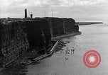 Standbild Die Entwaffnung der Helgoland Helgoland Festung nach Ersten Weltkrieg Helgoland Deutschland, 1920, aus Sekunde 11 historischem Filmmaterial Videoclip 65675040084