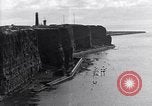 Standbild Die Entwaffnung der Helgoland Helgoland Festung nach Ersten Weltkrieg Helgoland Deutschland, 1920, aus Sekunde 13 historischem Filmmaterial Videoclip 65675040084