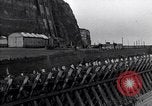 Standbild Die Entwaffnung der Helgoland Helgoland Festung nach Ersten Weltkrieg Helgoland Deutschland, 1920, aus Sekunde 22 historischem Filmmaterial Videoclip 65675040084