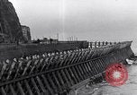 Standbild Die Entwaffnung der Helgoland Helgoland Festung nach Ersten Weltkrieg Helgoland Deutschland, 1920, aus Sekunde 27 historischem Filmmaterial Videoclip 65675040084