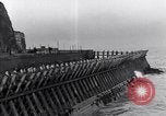 Standbild Die Entwaffnung der Helgoland Helgoland Festung nach Ersten Weltkrieg Helgoland Deutschland, 1920, aus Sekunde 28 historischem Filmmaterial Videoclip 65675040084