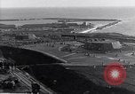 Standbild Die Entwaffnung der Helgoland Helgoland Festung nach Ersten Weltkrieg Helgoland Deutschland, 1920, aus Sekunde 48 historischem Filmmaterial Videoclip 65675040084