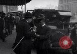Immagine di SS Lusitania con partenza dal Molo 54 in New York New York City United States USA, 1915, secondo 42 filmato di repertorio 65675040085