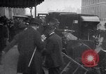 Immagine di SS Lusitania con partenza dal Molo 54 in New York New York City United States USA, 1915, secondo 44 filmato di repertorio 65675040085