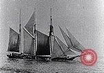 Immagine di 3-masted schooner Miss Morris affondato da U-boat Oceano atlantico, 1916, secondo 3 filmato di repertorio 65675040086