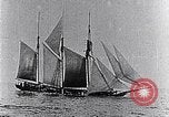 Immagine di 3-masted schooner Miss Morris affondato da U-boat Oceano atlantico, 1916, secondo 4 filmato di repertorio 65675040086