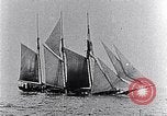 Immagine di 3-masted schooner Miss Morris affondato da U-boat Oceano atlantico, 1916, secondo 8 filmato di repertorio 65675040086