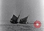 Immagine di 3-masted schooner Miss Morris affondato da U-boat Oceano atlantico, 1916, secondo 23 filmato di repertorio 65675040086