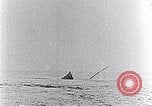 Immagine di 3-masted schooner Miss Morris affondato da U-boat Oceano atlantico, 1916, secondo 29 filmato di repertorio 65675040086