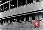 Immagine di Rivestimento Lusitania lasciando New York Oceano atlantico, 1915, secondo 24 filmato di repertorio 65675040087