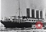 Immagine di Rivestimento Lusitania lasciando New York Oceano atlantico, 1915, secondo 55 filmato di repertorio 65675040087