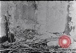 Standbild Czar's Army legt Waffen Russland, 1917, aus Sekunde 44 historischem Filmmaterial Videoclip 65675040088