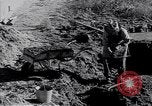 Immagine di Adobe tecniche di costruzione New Mexico USA, 1948, secondo 19 filmato di repertorio 65675040094