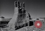 Immagine di Vivere e lavorare in nativo americana Adobe village New Mexico USA, 1948, secondo 9 filmato di repertorio 65675040095